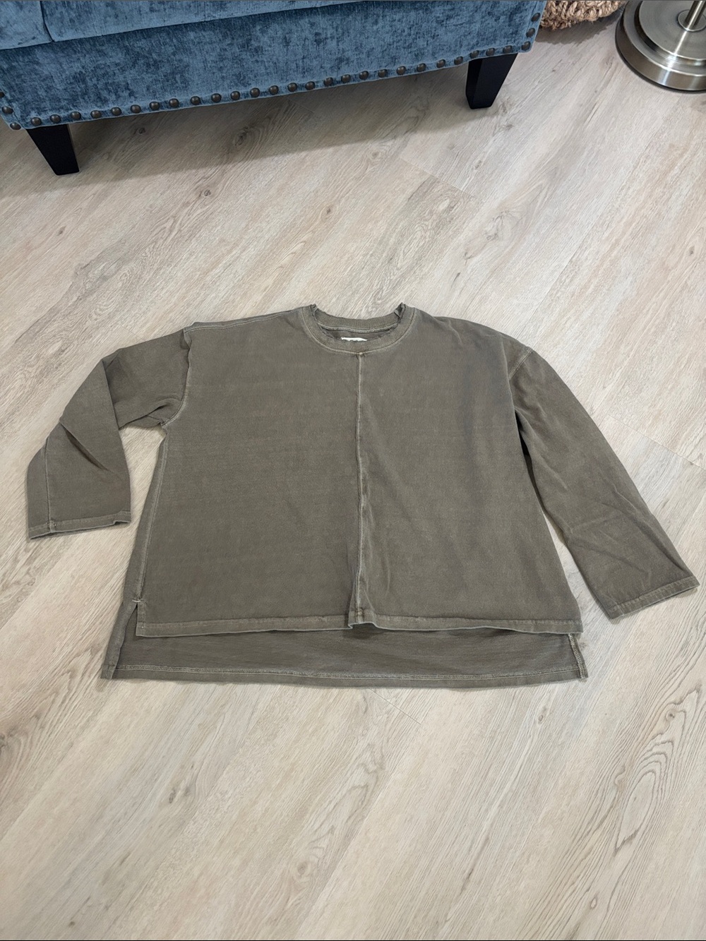 Madewell box crop long sleeve cotton top distressed collar XS olive green